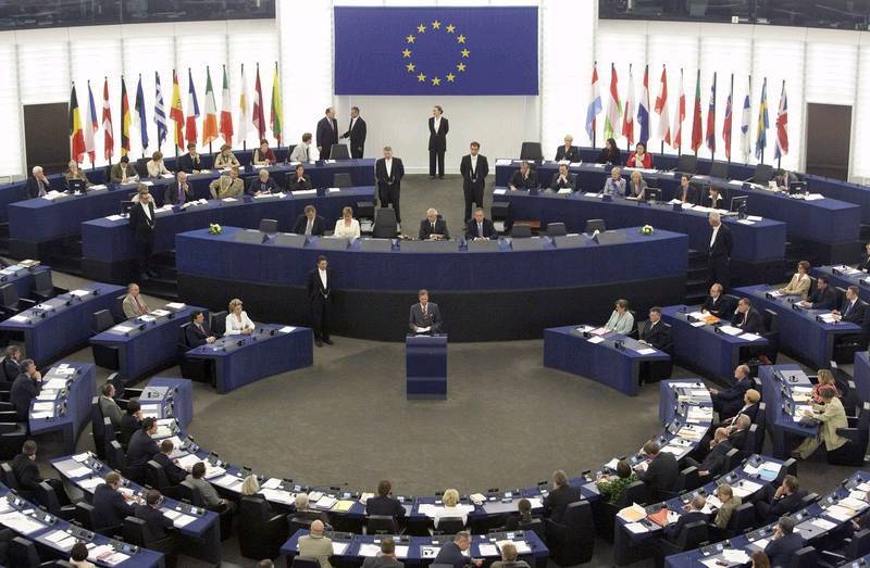 EU Declares War On “Fake News,” Votes To Counter “Propaganda” Critical Of Its Policies trueactivist.com/eu-declares-wa…