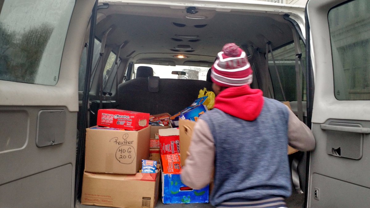 ReutherKathy's tweet photo. #WeAreReuther @ReutherBulldogs 
The record fell hard!!!  # Reutherpride  Thanks for all the giving to the Food Drive! https://t.co/3VbKBVjVEr