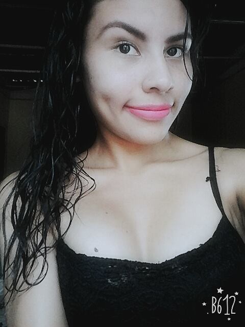 Marthabmg1's tweet photo. Instagram: @marthabriggit 
#SIGUEMEYTESIGO #MiercolesDeGanarSeguidores
Buenas Tardes♥ https://t.co/dlpRT78jsq