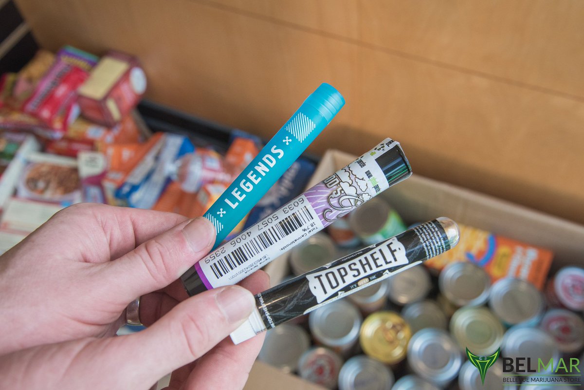 Today's our last day to participate in #FoodForFlower! Donate two items and get a $5 pre-roll by <a href="/NWCS425/">NWCS</a>, @GrowOpFarms or <a href="/TopShelfWa/">TOP SHELF™</a>. 🙌🏼