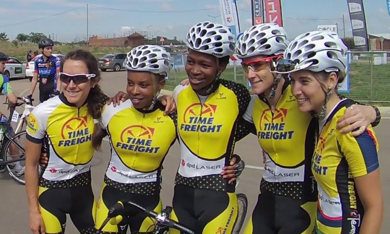 UberActiveDadda's tweet image. @TimeFreightTeam have been wonderful this year. Watch @LiseOlivier sprint for 3rd at #CC2016 on Sunday youtu.be/lL4NMsJOH2I @YouTube