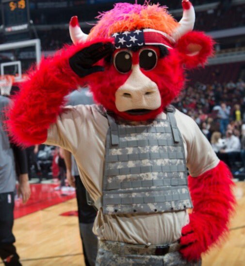 bennythebull's tweet photo. 🇺🇸To all those who have served this country, I salute you.🇺🇸#HoopsForTroops https://t.co/qgG1TUj7l6