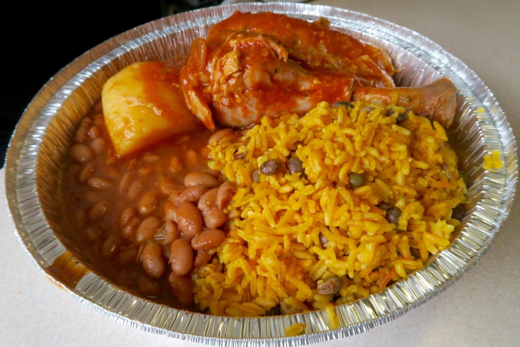 Marianne Murciano I M Down For Chicken Stew And Yellow Rice With Pigeon Peas From Puerto Rican Restaurant Cafe Central In Chicago Are You T Co O03lmw6thl Marianne Murciano I M Down For Chicken Stew And Yellow Rice With Pigeon Peas From Puerto Rican Restaurant Cafe Central In Chicago Are You T Co O03lmw6thl