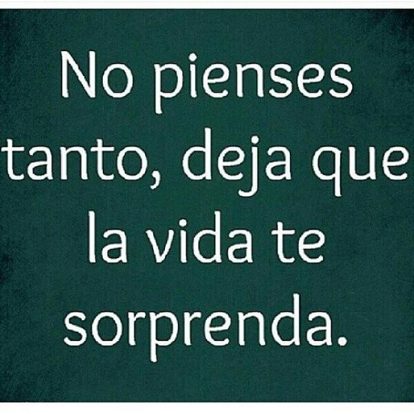 TheCryptoSquire's tweet photo. No pienses tanto, deja que la vida te sorprenda. Aquí empieza #LaHoraMagica974 https://t.co/4FFPiCWL3K