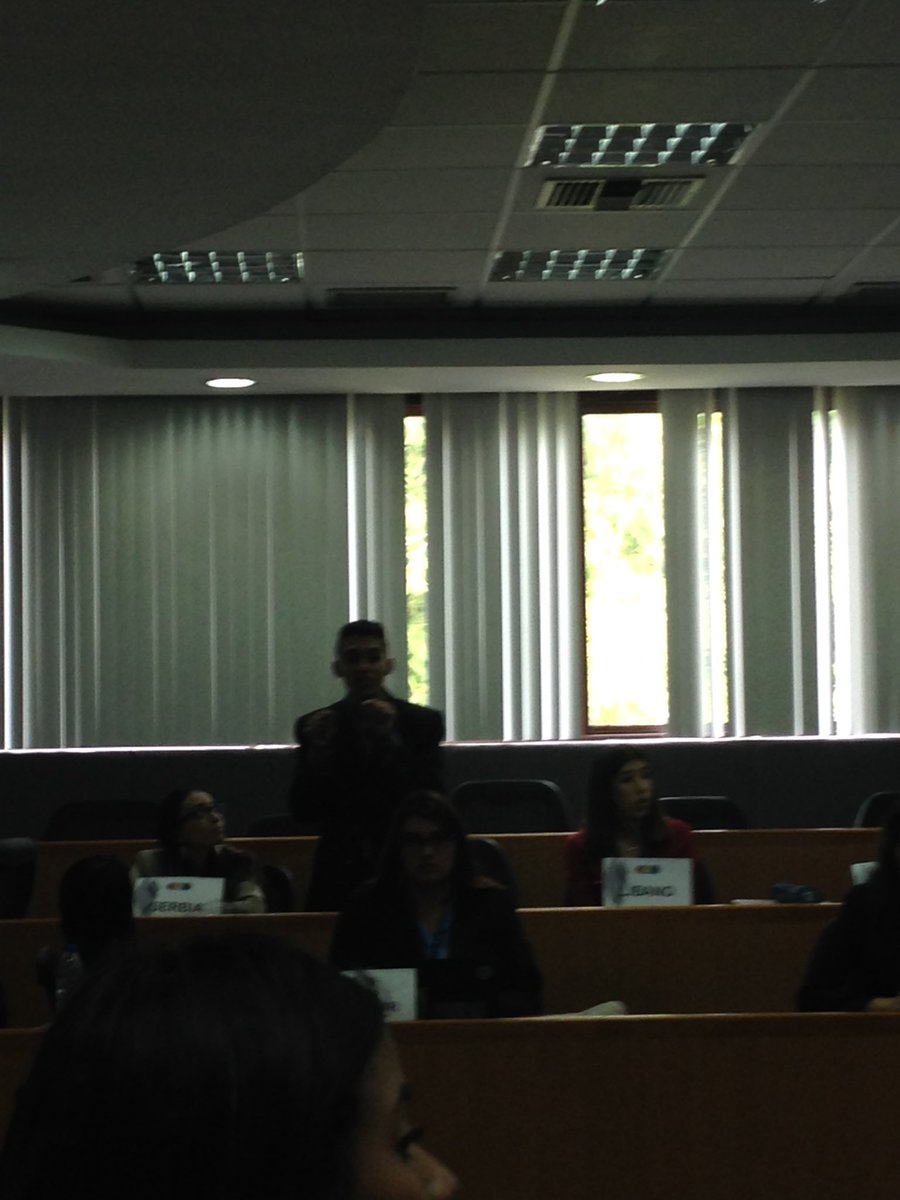 China: "Vemos con preocupación como delegaciones que no han ratificado la convención del niño establecen querer defender sus derechos".