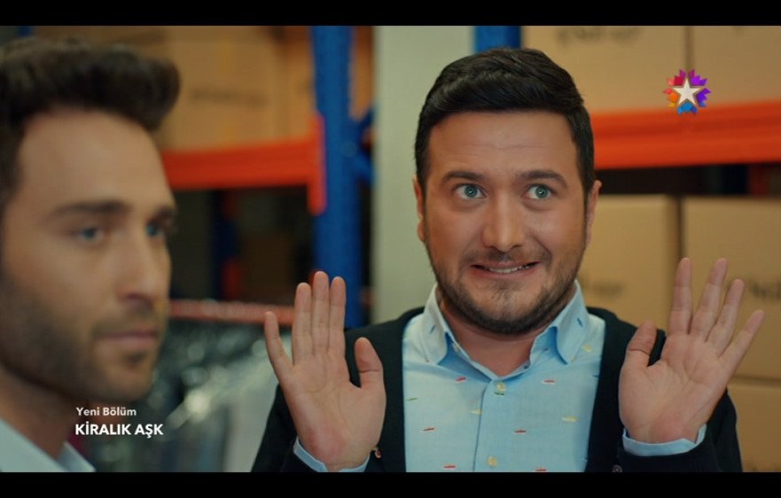 srkandic's tweet photo. Koray tebessüm sebebi :) #aşkdediğin #KiralıkAşk https://t.co/Ib7GzI2wi1