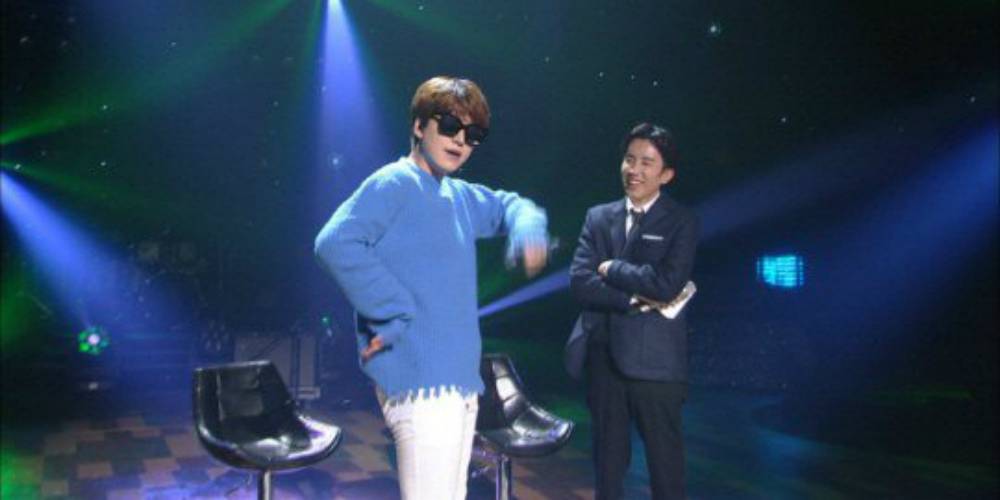 ELF_nie04's tweet photo. There goes the sunglass~! 😎 When that show you know what will happen, sweeeeeg 😂✌🏼️😆#KyuwhY #Kyuwag #Kyuhyun https://t.co/JZexcH1vX4