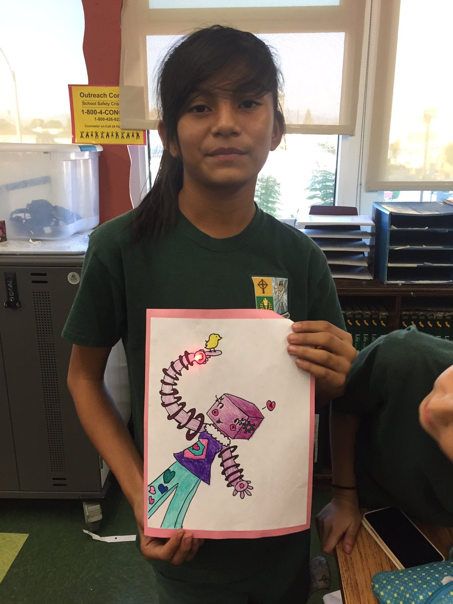 lx_snchz's tweet photo. This Years @arttrekinc inspired LED robots by @DIYGirls Resurrection. #stemgirlswag #diygirlscomingthrough #diygirls https://t.co/whgaP9Yvg0