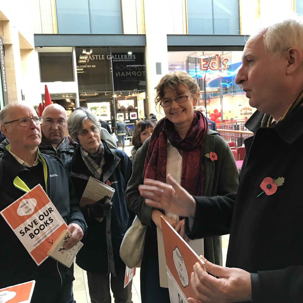 dave4yourparty's tweet image. Protesting against library cuts today with @DanielZeichner