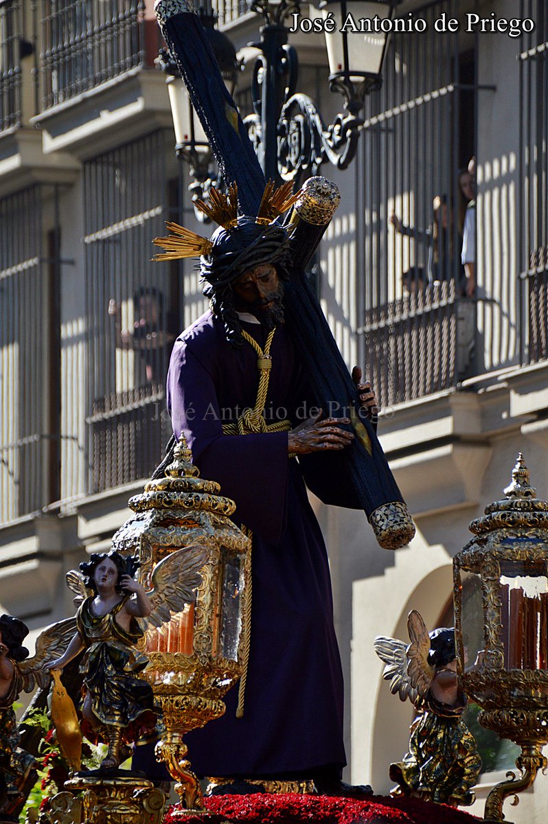 Salida extraordinaria de Jesús del Gran Poder de Sevilla (1ª parte) (noviembre 2016) elenfoquecofrade.blogspot.com.es/2016/11/salida…