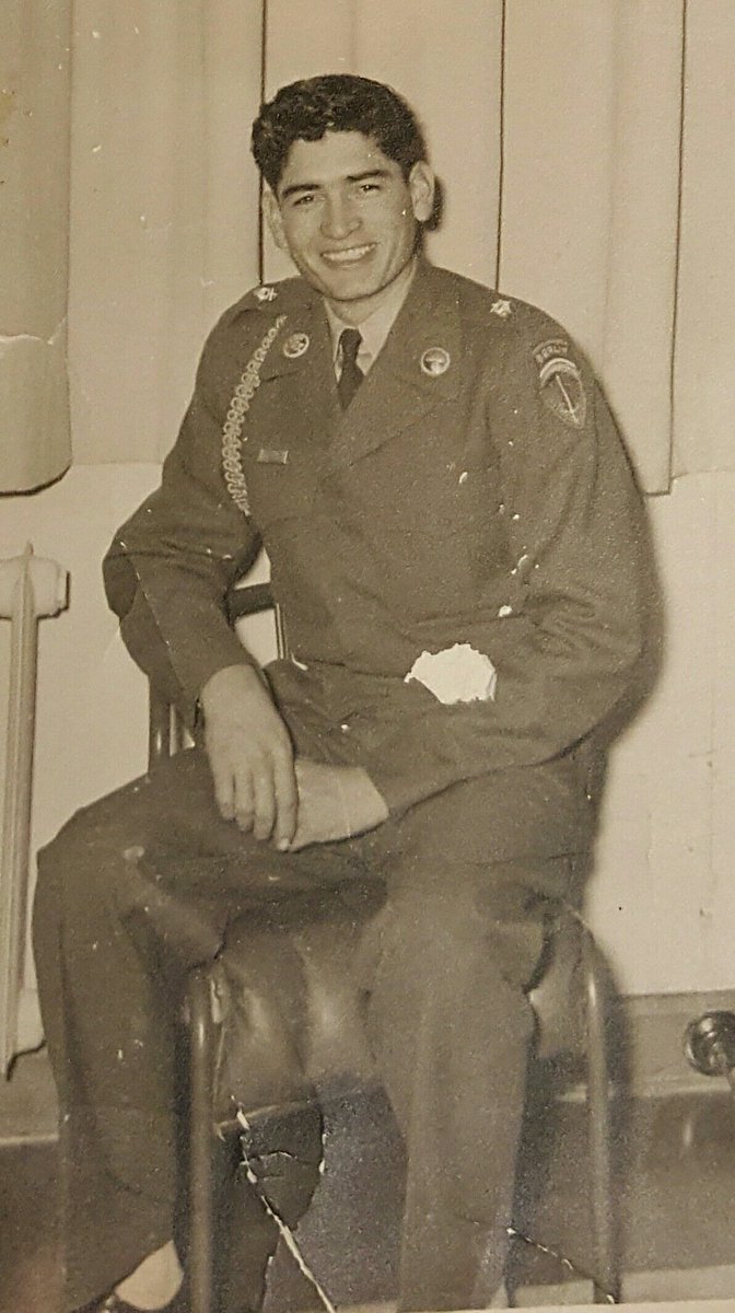arreolag91's tweet photo. Happy Veterans Day to not only my grandfather, but My Hero. Love you Dad. I'll miss you always. R.I.P. https://t.co/m8Cb4EbcPK