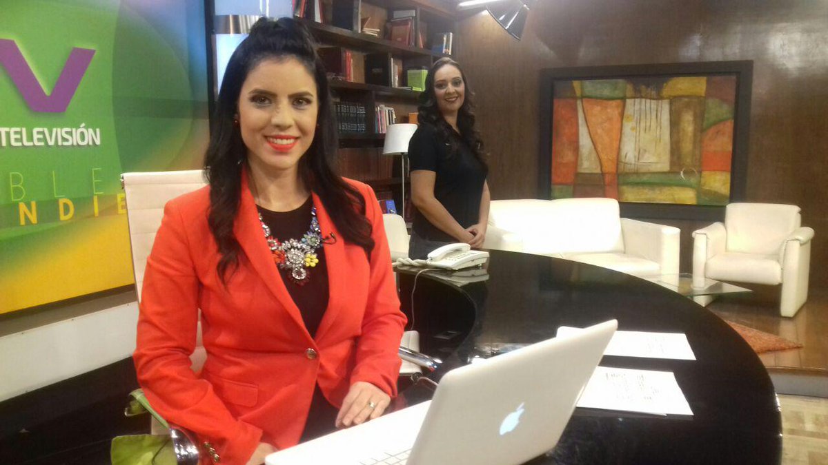 canal28nl's tweet photo. Dolár sube a 21.45 pesos #RTVNoticias vespertino con todos los detalles con @rosalindacadena.
#Canal28 #157Cable https://t.co/z7WXzOZKxq