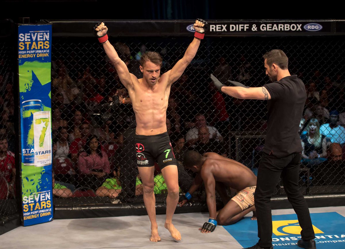 EFCworldwide's tweet photo. 3 first round submission victories for @Franamma! #EFC55 https://t.co/N83k1MVA3w