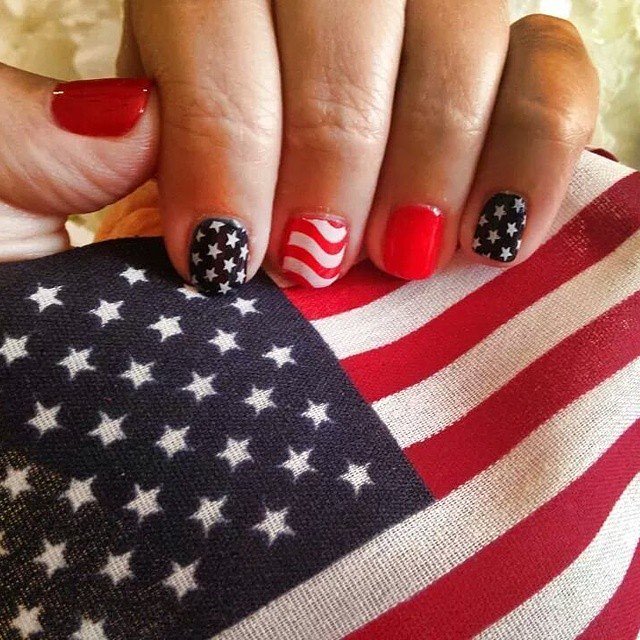 DLMBeauty's tweet photo. Respect to the #veterans
#ShirleeAnnKerr #manicurist #nails
https://t.co/AXdhJ8IiIU https://t.co/qy5yn1RZ8R