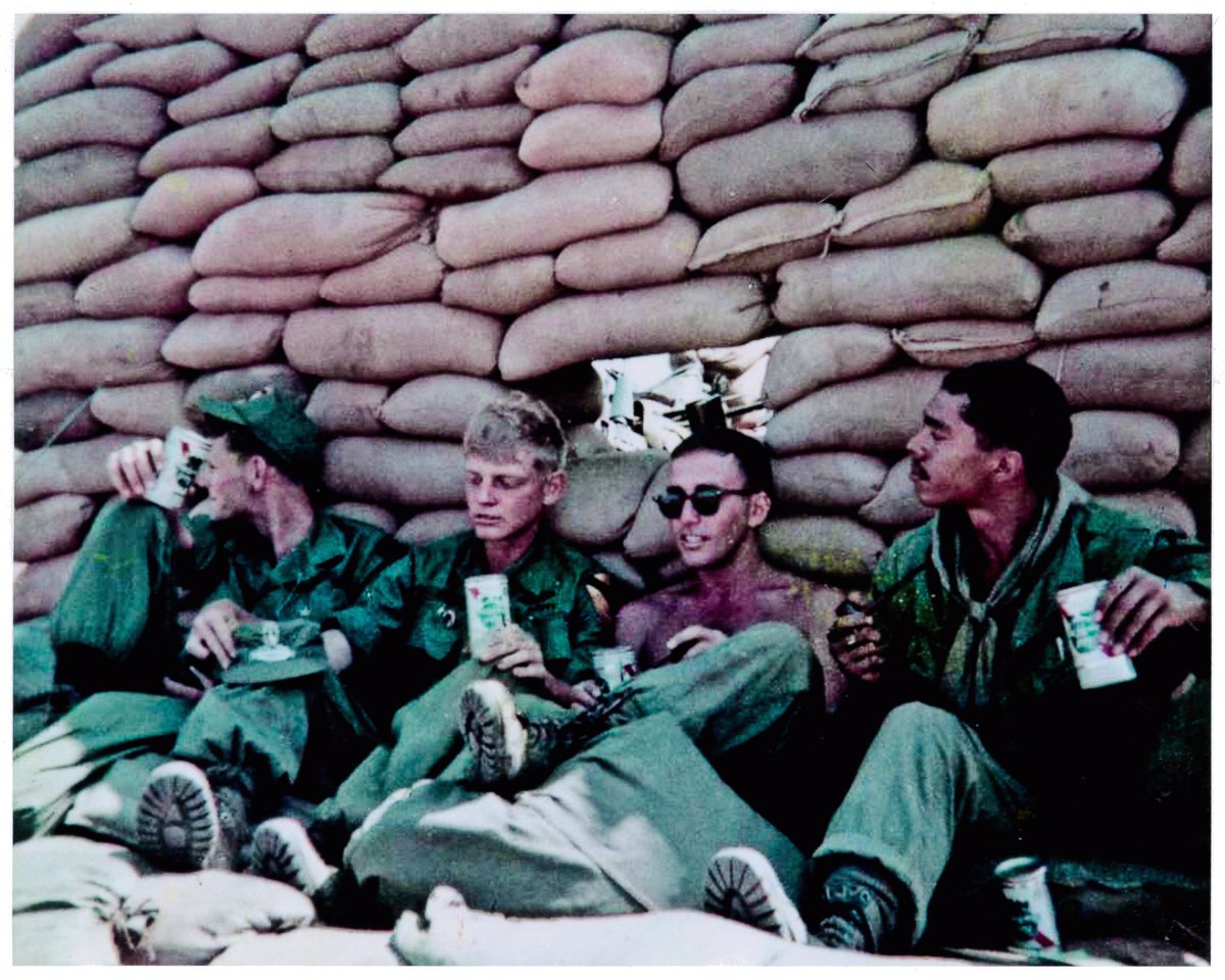 PabstBlueRibbon's tweet photo. Thank you to all the brave men and women who have served this great country. #VeteransDay #Pabst 

📸: Earle Evans Badham, Vietnam - 1967 https://t.co/7uuDl8340n