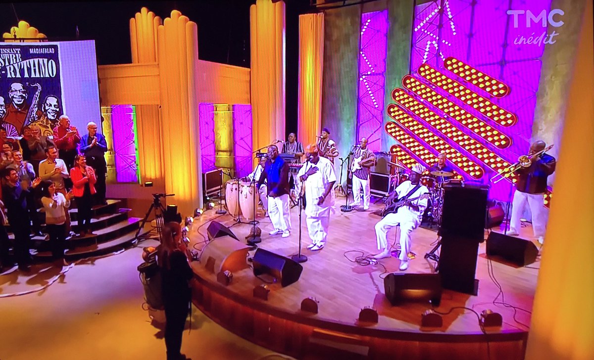 bembelly's tweet photo. Le Tout Puissant Orchestre #PolyRythmo dans @Qofficiel , c'est historique, c'est top ... https://t.co/KF7bjFNqlK