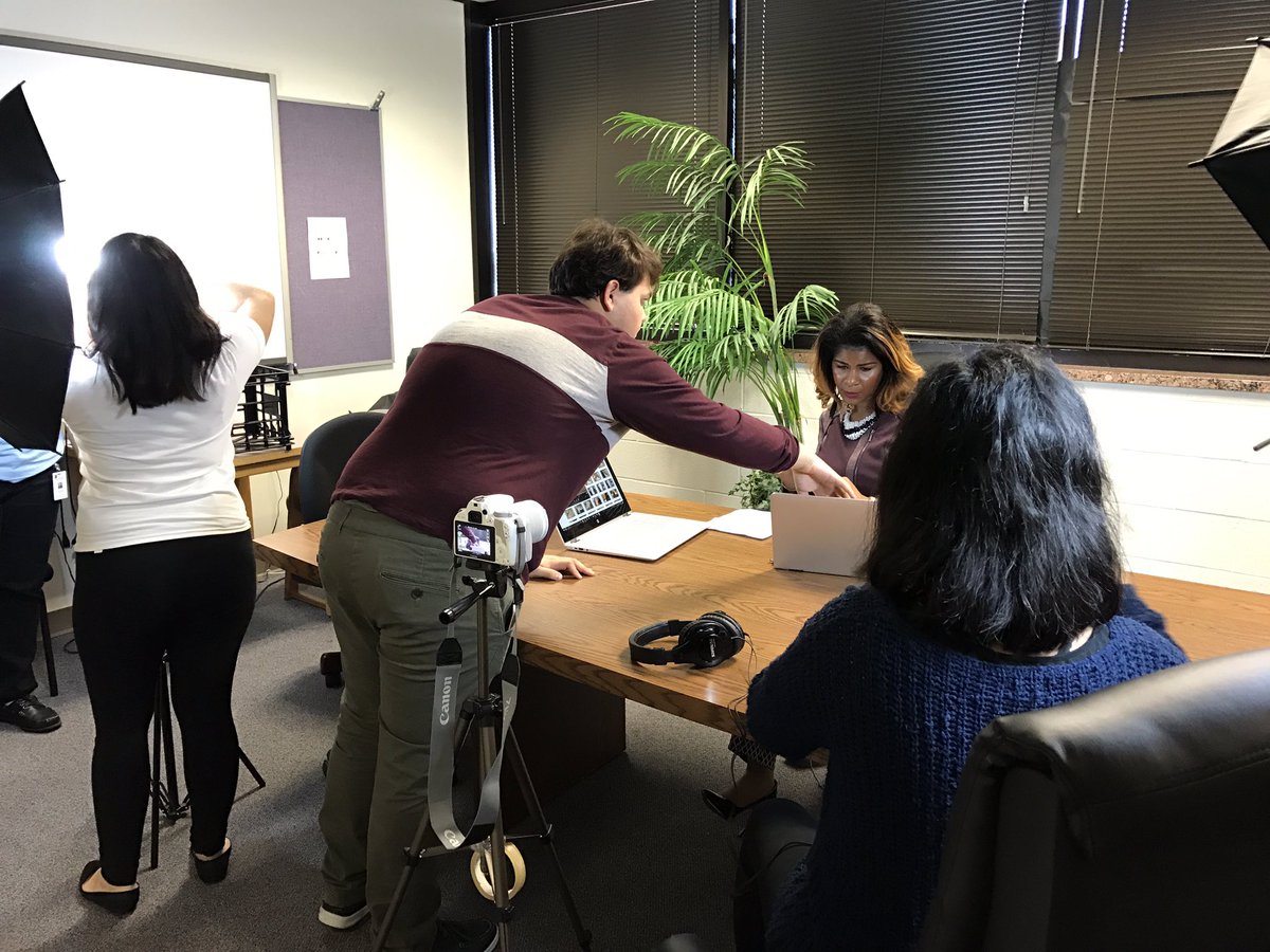 SBMTownview's tweet photo. We have Mrs. Broughton, Principal recording her segment for the upcoming #SBMOpenHouse2016 video!❤️ #SBMFamilyMatters
#SBMProud @SBMTownview https://t.co/JruDPGhX4a