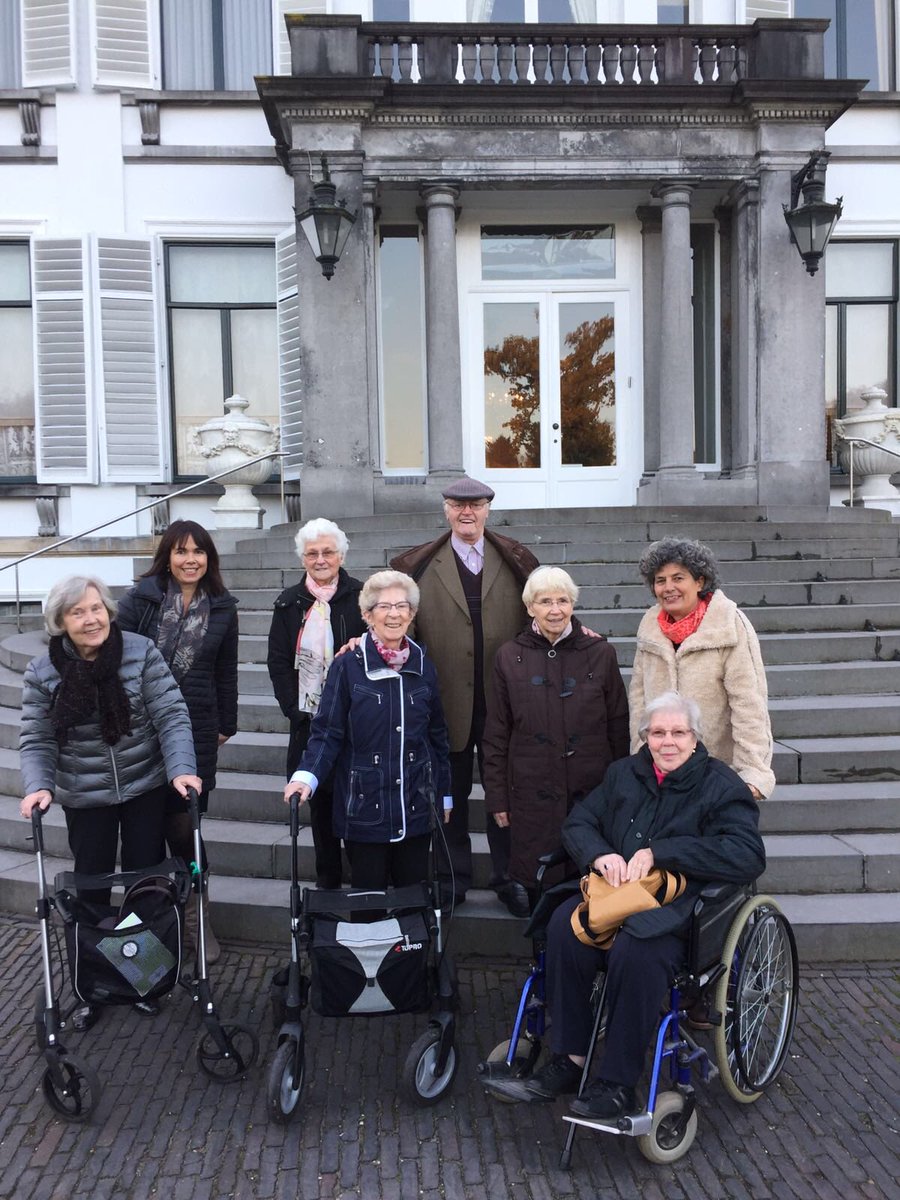 seniorsup's tweet photo. Vandaag naar Paleis  Soestdijk geweest met #Senior Support https://t.co/wvdTHx3lJ8