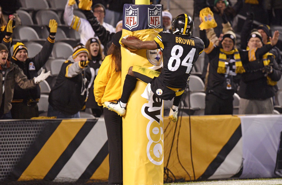 AB84's tweet photo. *record scratch*

*freeze frame* 

yep that's me. you're probably wondering how i ended up in this situation https://t.co/Q6EFqzMNl6