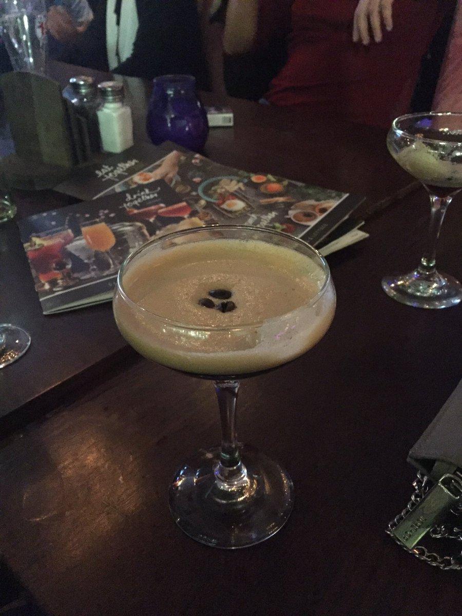 TerrellRebecca's tweet photo. @TenJoanne @StephBurridge @RedMagDaily will they look like this??? #espressomartini #myfav ❤️ https://t.co/HDXdZNvtBl
