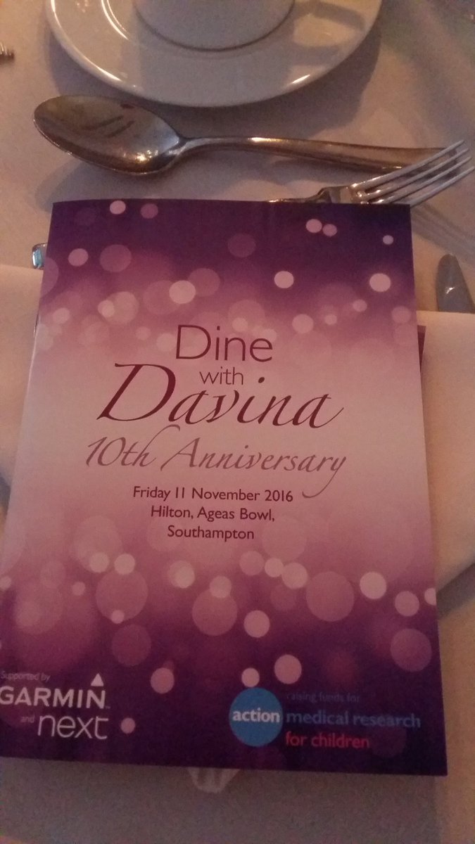 pisani_alison's tweet photo. #DWD2016  #divinasdirtydozen 
loving the night https://t.co/UT132fbKLZ