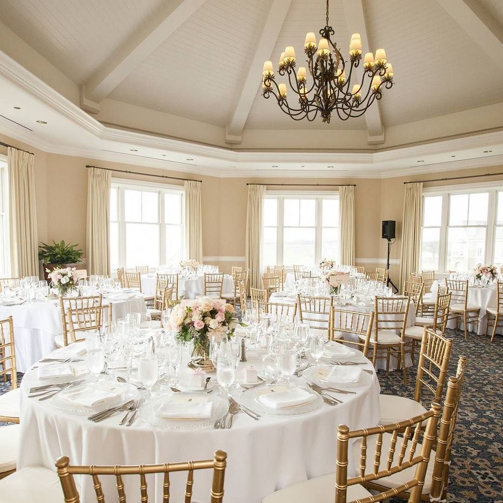 michellewalker's tweet image. Sometimes the real talent is setting an absolutely beautiful table that doens't distract f… ift.tt/2f0wK8P