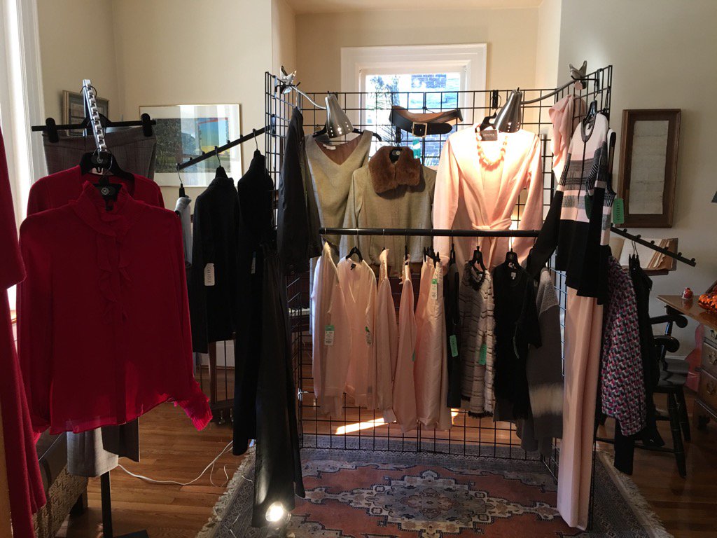 Winter Carlisle is here! Gorgeous colors and perfect for our temperate climate! Call for appointment. (813) 765-2867