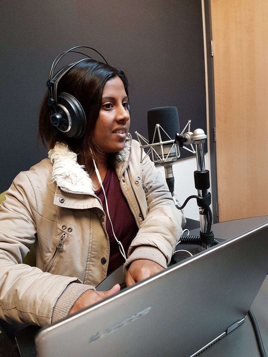 sharoncaddy's tweet photo. Our lovely intern Ramya Amuthan joins us for #howmuchdoyoucare on #Kelly&amp;Company Live now! @AMIaudio https://t.co/ZACjUCxgX3 @AMIKellyMac https://t.co/MVKg1Vh5h1