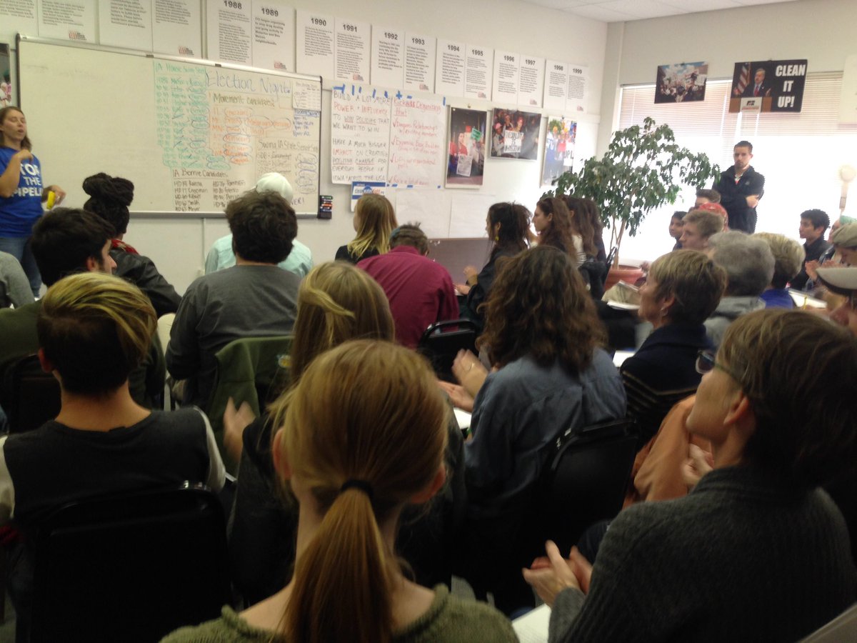 GCStudentAction's tweet photo. IA students call for ppl nationwide to target top Trump donors in each state and demand a better America #StudentsOverHate #Nov9WeMobilize https://t.co/atbJm4hDk0