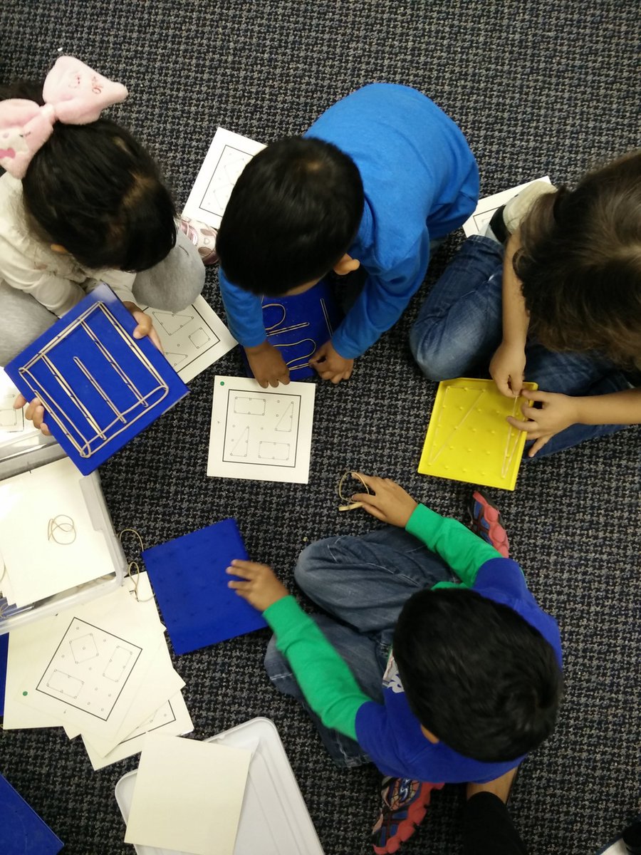 MsLisClass's tweet photo. October 21, 2016 - Fun with geoboards! Both independent and guided exploration! https://t.co/ledRcvOwsd