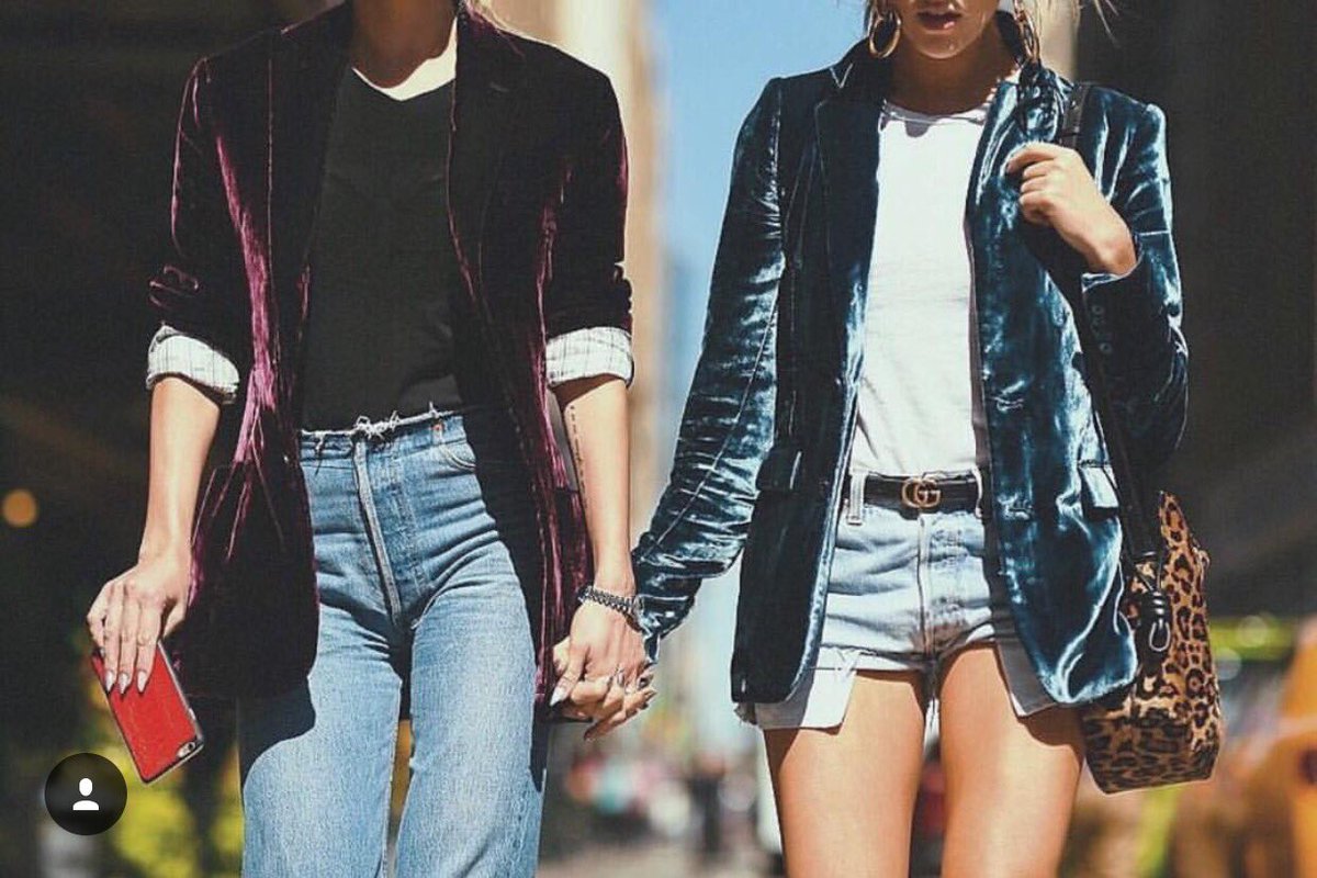 Has anyone seen a similar velvet blazer like this to the right? #obsessed