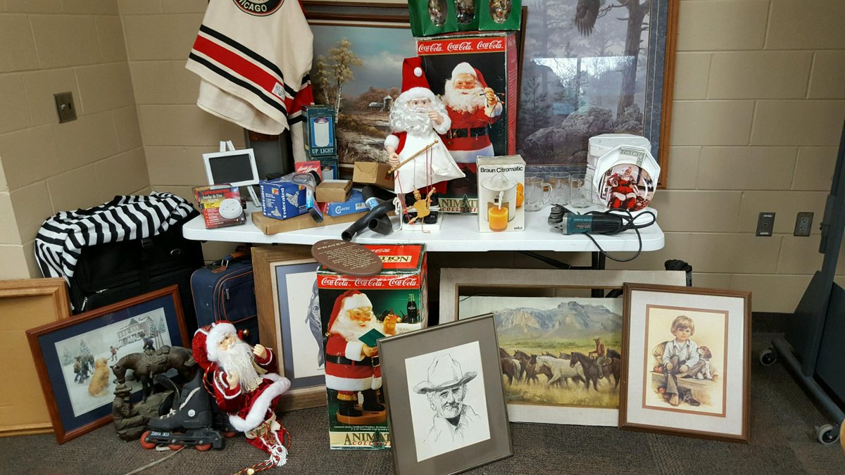 Only 1 week left until the <a href="/OmniCentr/">Onalaska OMNI Center</a> #FleaMarket &amp; #GarageSale! Spaces still available for sellers. Contact sberg@cityofonalaska.com!