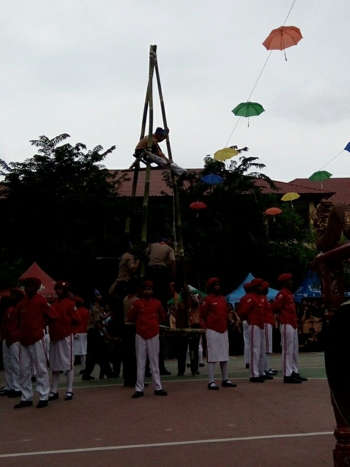 smada_com16's tweet photo. Pioneering by PASKAS SMADA and SCOUT SMADA

#smadacompetition2016 https://t.co/EZjAW96yGJ