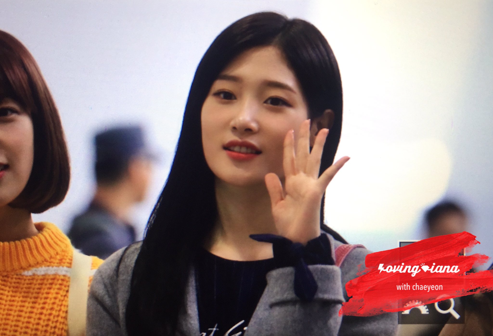 Loving Diana on Twitter "161112 김포공항 출발 프리뷰 우리챈 사람 아니지,, 🙊🙉🙈 DIA 채연