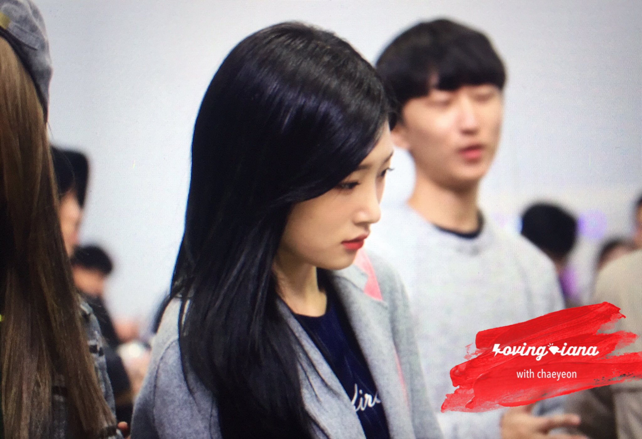 Loving Diana on Twitter "161112 김포공항 출발 프리뷰 우리챈 사람 아니지,, 🙊🙉🙈 DIA 채연