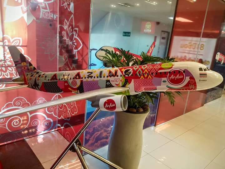 dhempe's tweet photo. In #Bangkok going to #Jakarta @AirAsia @airasiain Blogger meet #AABC2016 #C1#DhempeNivyTravels #DhempeNivyInJava https://t.co/78ZDTzQduQ