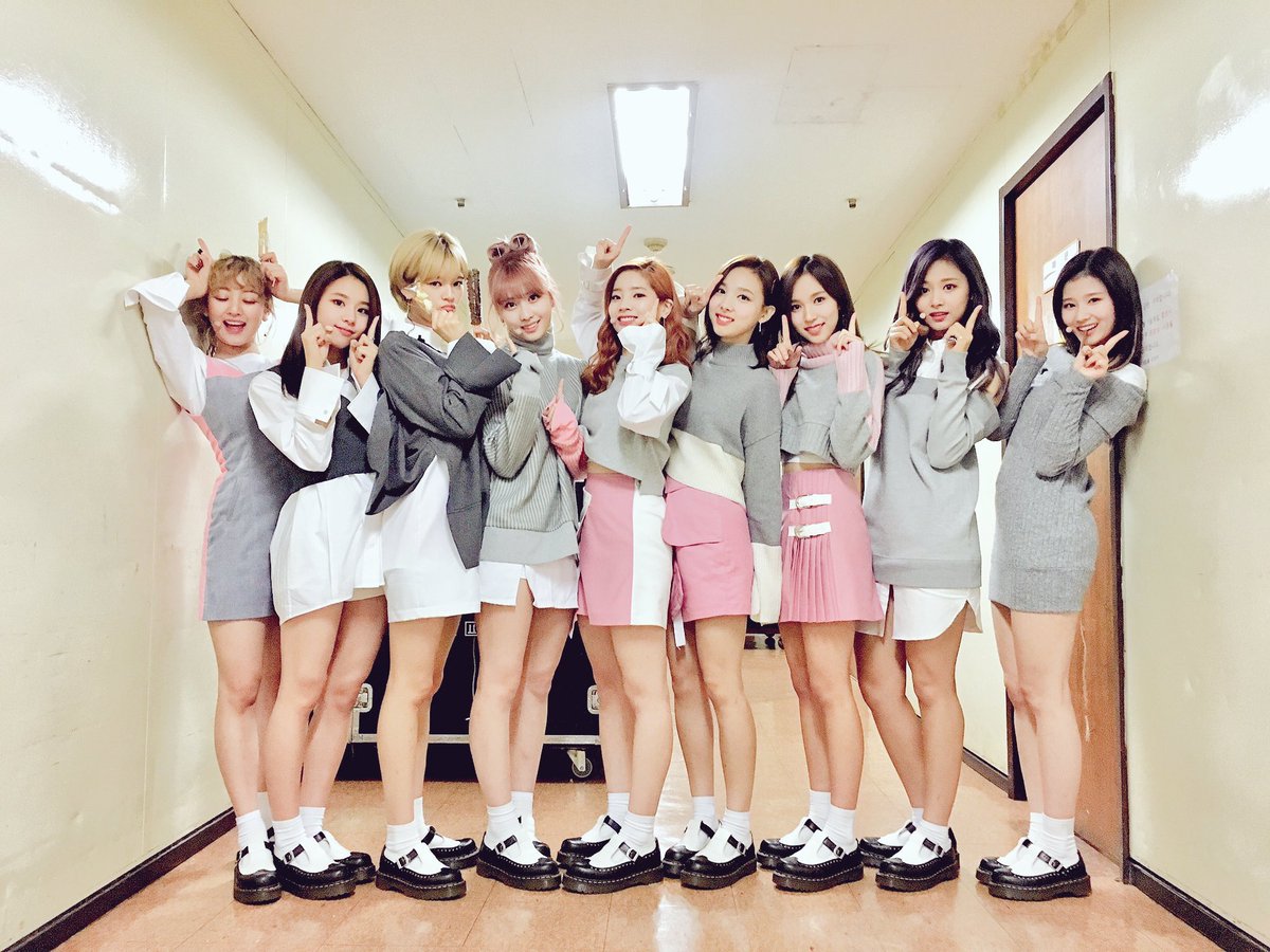 cjst_honey's tweet photo. 昨日のミューバンでもTWICE1位チュッカヘ♡cbx抑えての1位すごい😂
#TT #TT7thWin #TWICE https://t.co/4InbyBIj1U