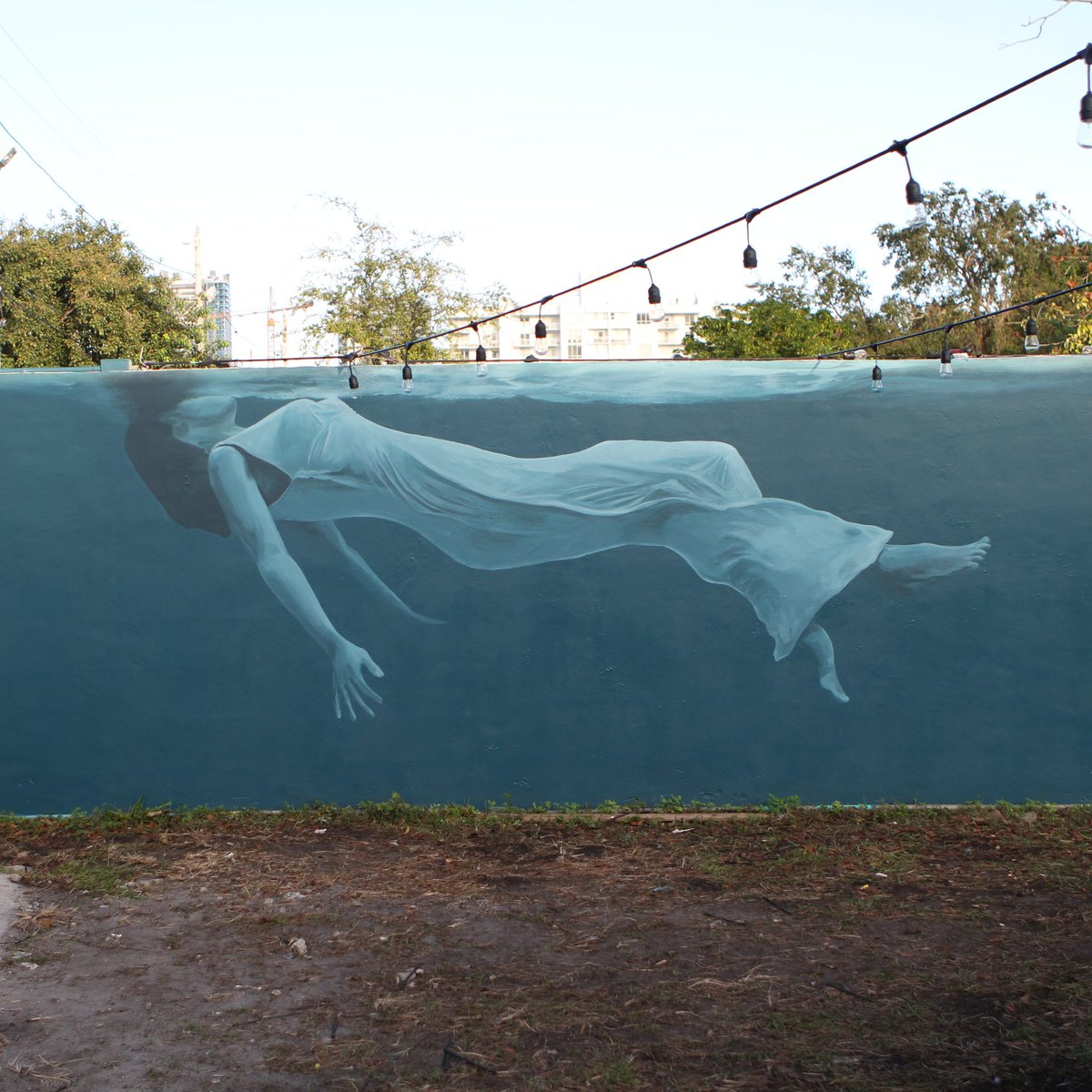 TheColorDreamer's tweet photo. Here is our finished mural at R House Wynwood patio. #rhouse #wynwood #wynwoodwalls #mural #unitedincraft #artbasel https://t.co/v1FD2CTbfp