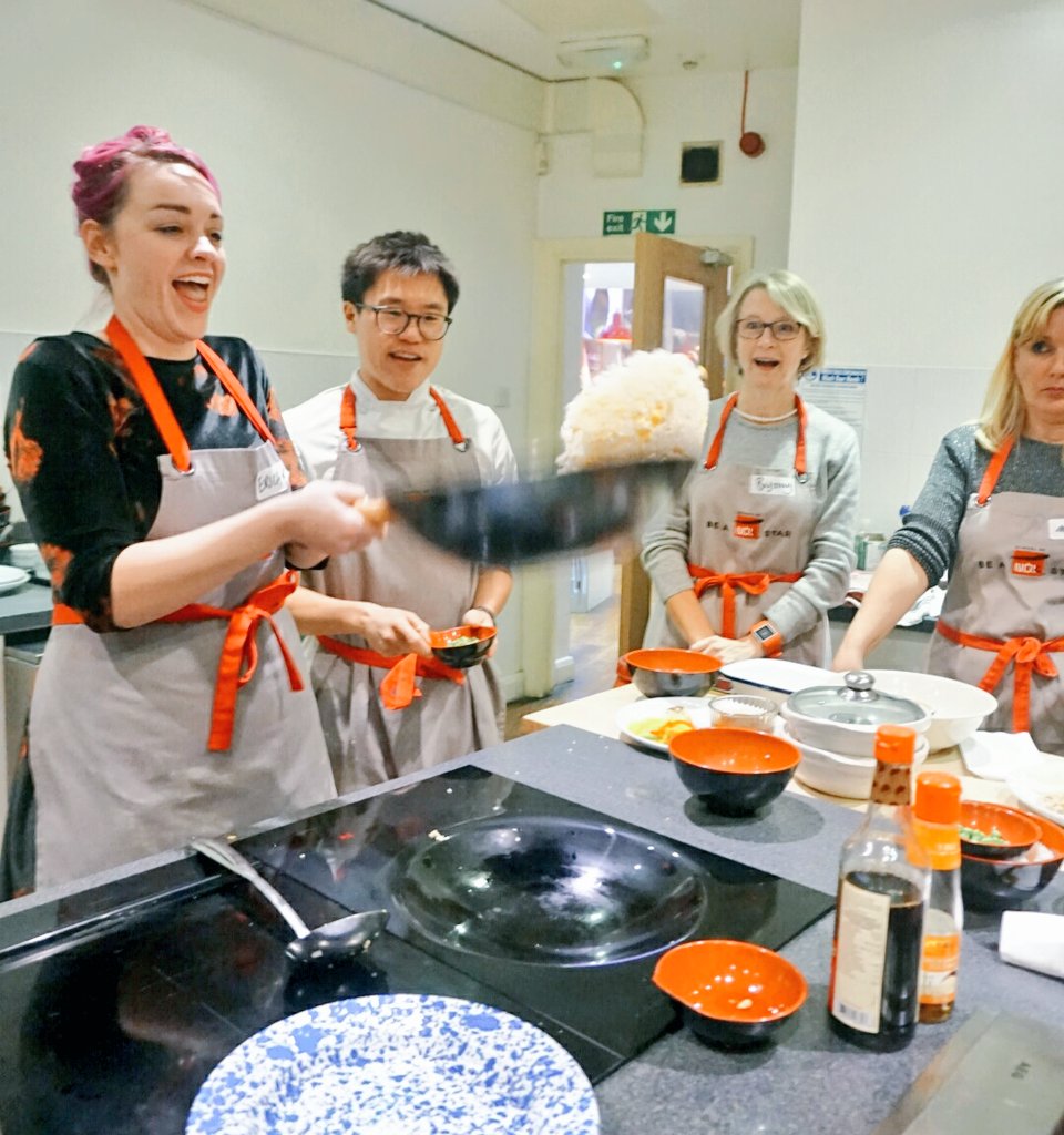 ericavonderwall's tweet photo. Don't ever doubt my wok toss (but do ignore double chins). #wokandroll https://t.co/WCFqkLxcSE