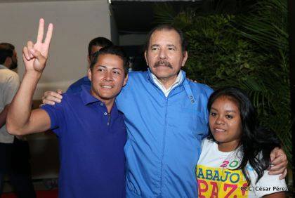 patriciapiCerda's tweet photo. #FelicidadesComandante.
Que Cumpla muchos años mas.................... https://t.co/bvEs8sJd9Z