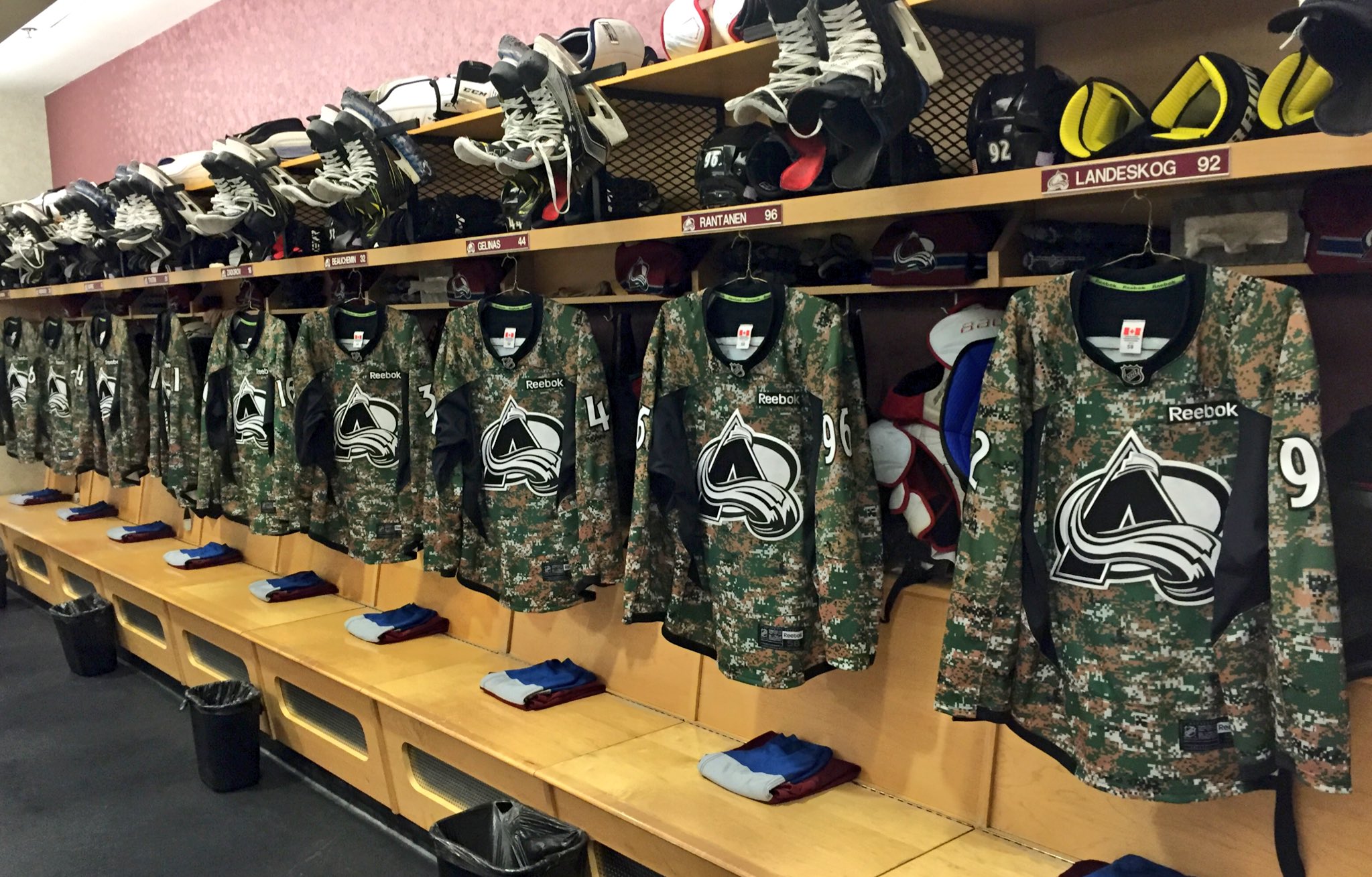 avalanche military jersey
