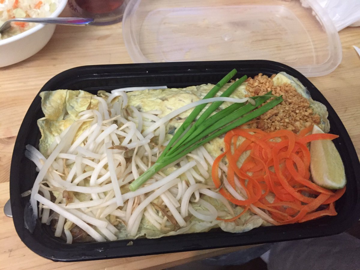 RoseXW's tweet photo. Friday night dinner take out from @ThaiBolan tonight while watching @Raptors #padthai #friedrice with @alotoronto https://t.co/dn4BnoQm9u