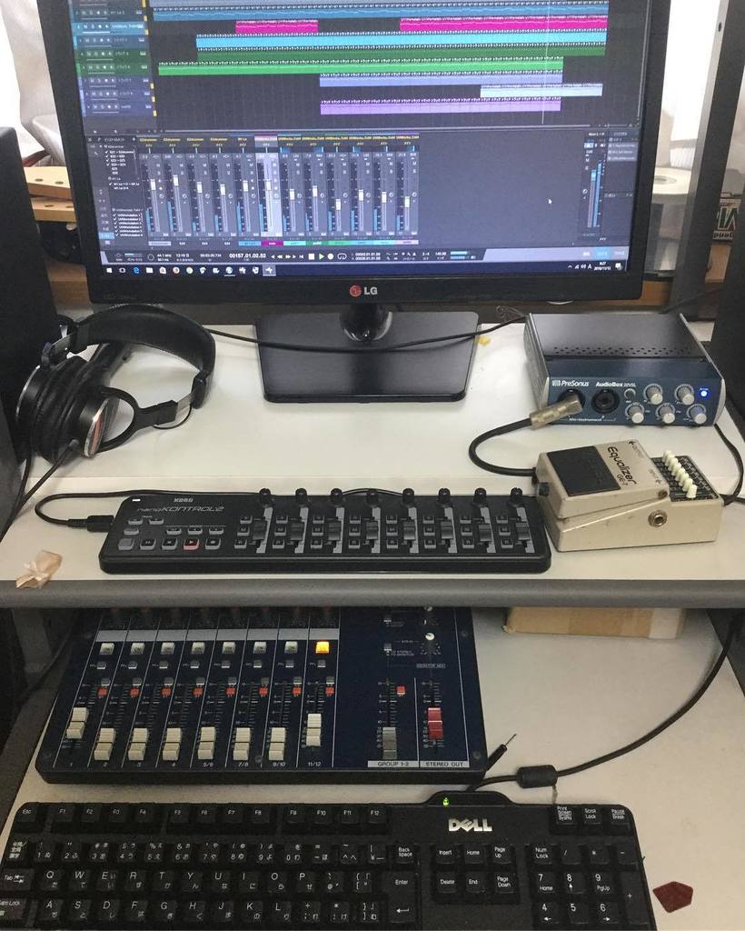 hakoniwa_g's tweet image. 久々に楽曲作成中
#desktopmusic #loopmusic #presonusstudioone #originalsound #宅録 #ループミュージック #オリジナルソ… ift.tt/2fYtTlu