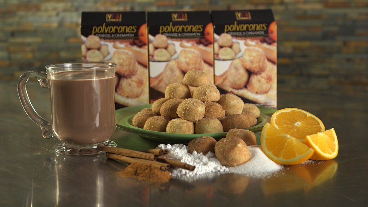 _FoodFactory's tweet photo. Plan a fiesta at 8pm 2nite on @FoodNetworkCA with @BlackFlyBooze , #Guacachips, @CedarlaneFoods tamales and @TooGoodGourmet #Polvorones https://t.co/tALQTKImKh
