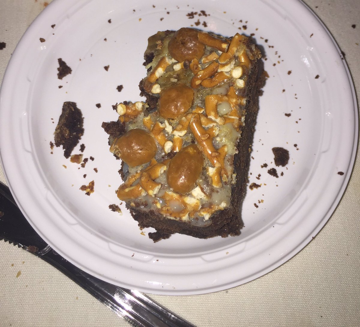 PASC2k16's tweet photo. Fav if this brownie changed your life https://t.co/JuoyEIz7qF