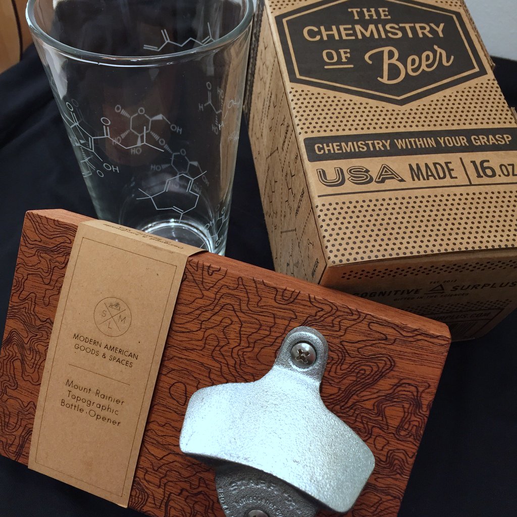 handmadeshowrm's tweet photo. Science + Geography + Beer = Perfect Holiday Gifts from @CognitivSurplus & @DesignbySML #shopseattle #TheHandmadeKitchen #beergeek https://t.co/AneRLrtnot