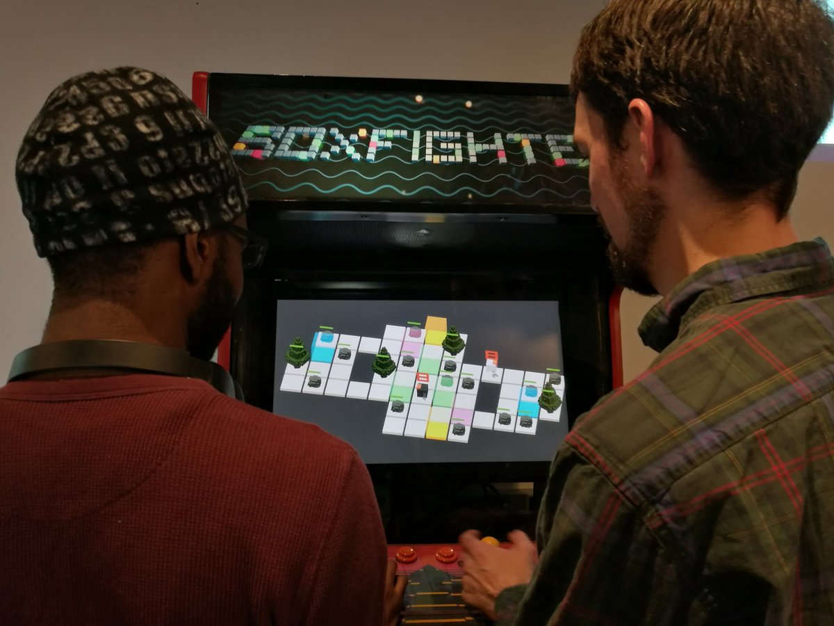 This weekend, BoxFighter is showing on the arcade cabinet at @NYUGameCenter's #practice16 Come and check it out!٩( 'ω' )و