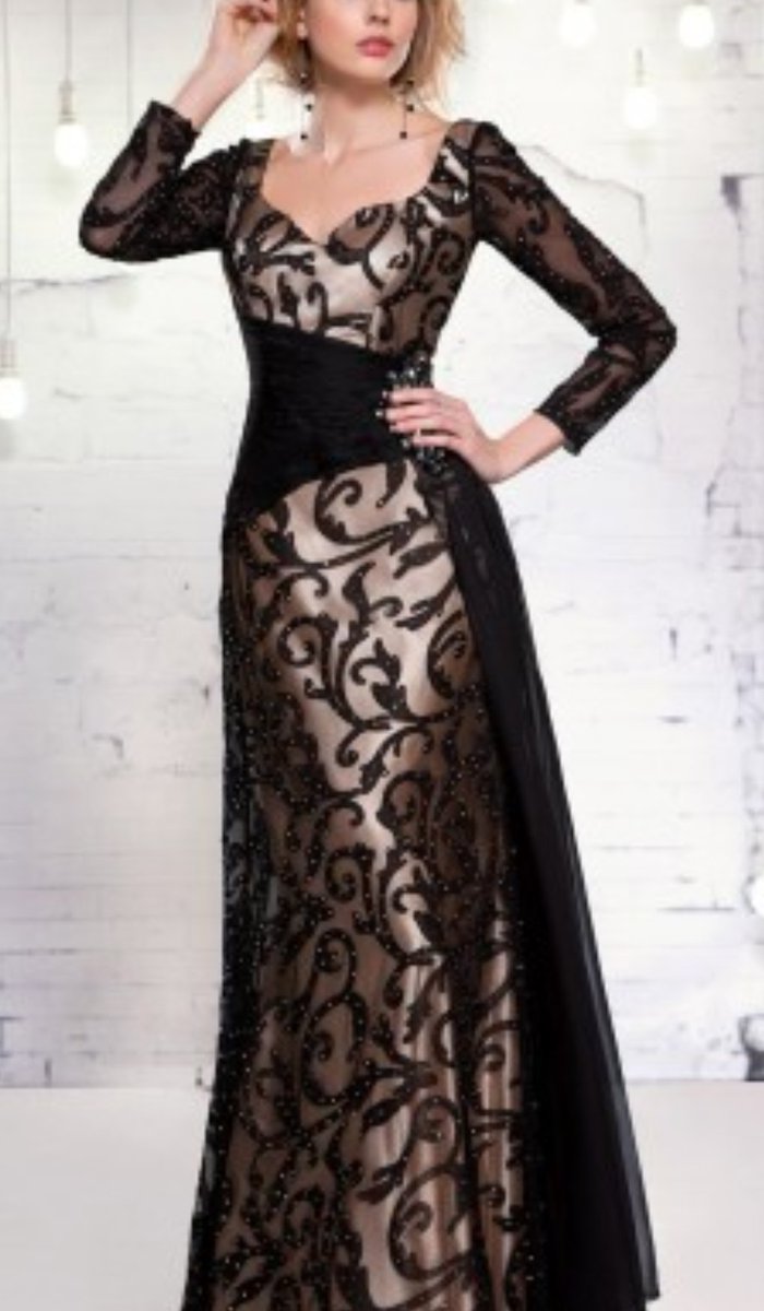 DressMakerAnne's tweet photo. Huge sale! Orders Only
COUTUREPLUS1@GMAIL.COM 
ASK ME FOR YOUR SIZE https://t.co/fwiLUXHPkF