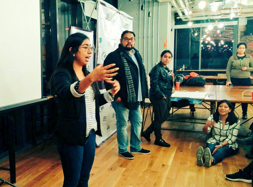 SWFashionTechMX's tweet photo. Unir a diseñadores, empresas interesadas en moda sustentable; idea en el pitch fire 👌

#GSW2016 https://t.co/0TXsFgisLW