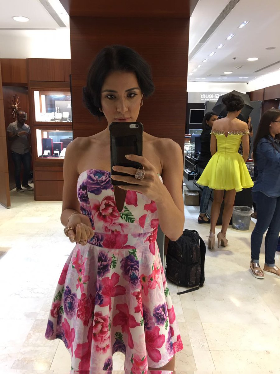 velasquezkarina's tweet image. Encantada de lucir las joyas de @daorojewelry en la sesión de fotos de hoy 😍 #TeamMTModel